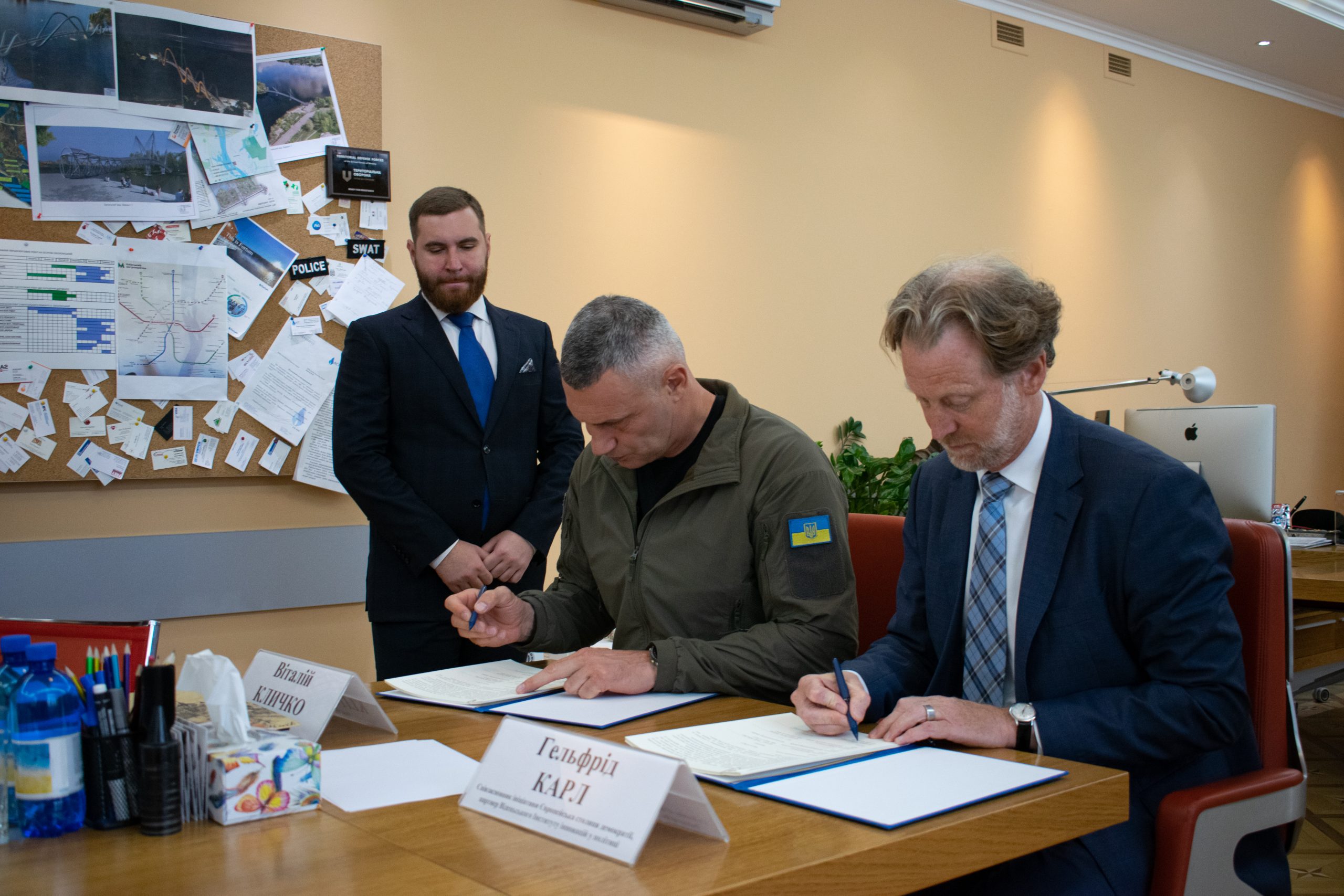 Vitali Klitschko signe un partenariat avec la capitale européenne de la démocratie